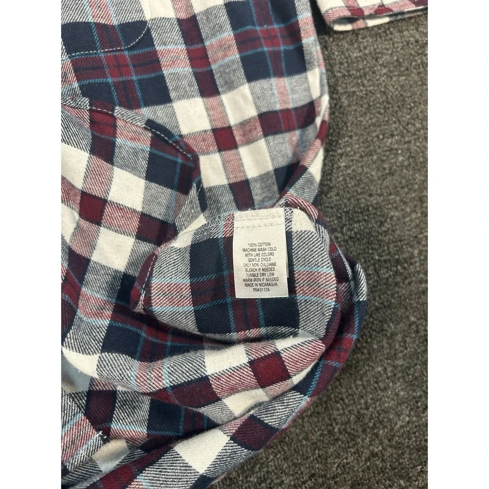 New Saddlebred Flannel Shirt Men's Medium Red White Blue Gingham Plaid Button Up - Picture 6 of 9